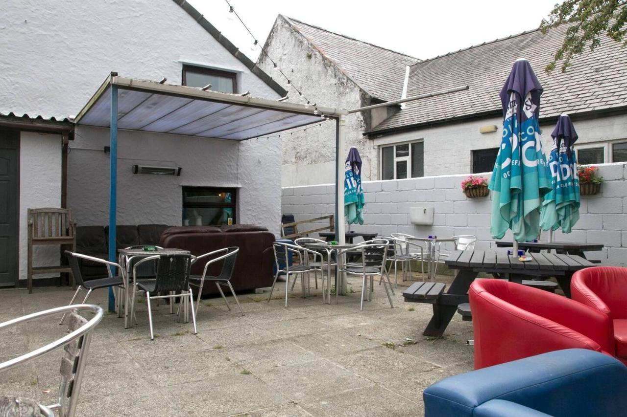 Pass The Keys Self Contained At Country Pub Restaurant Apartment Llanddona